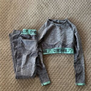 Gymshark Women’s Long Sleeve Top and Legging Set